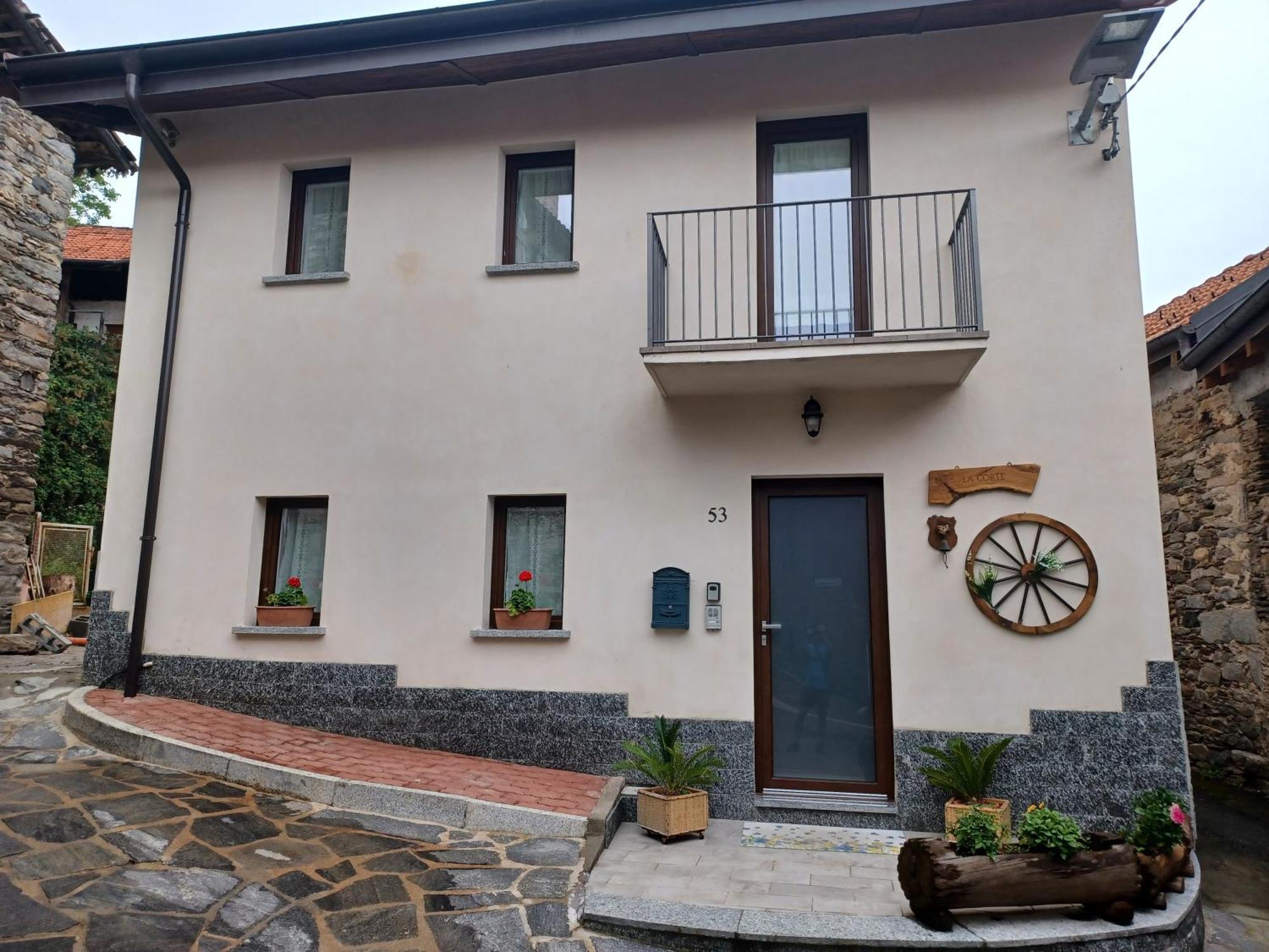 La Corte Vezzo Екстер'єр фото